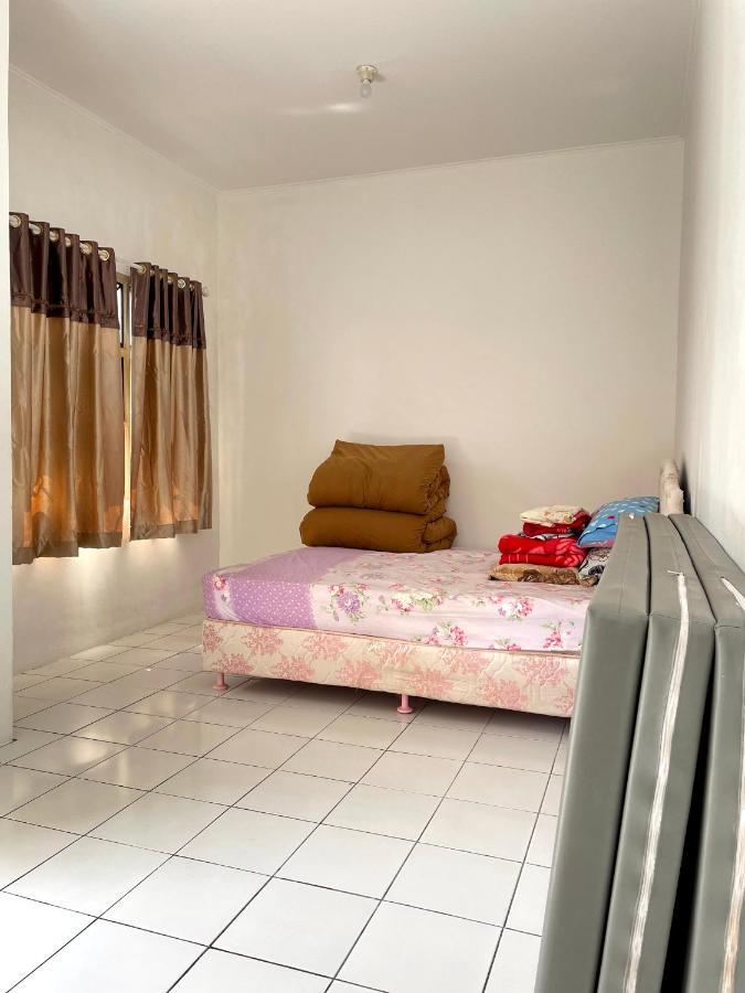 Villa Bukit Indah Berastagi Zewnętrze zdjęcie