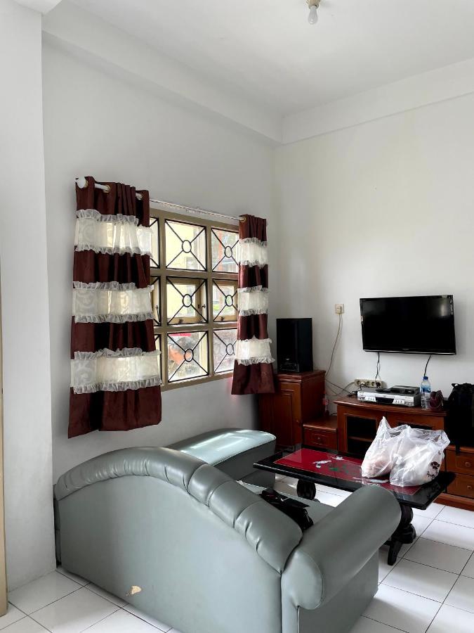 Villa Bukit Indah Berastagi Zewnętrze zdjęcie